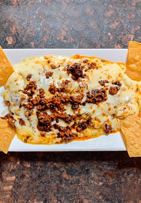 Queso Fundido Con Salchicha Mexicana