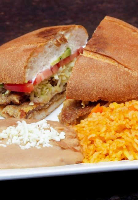 Torta De Milanesa De Res O Pollo